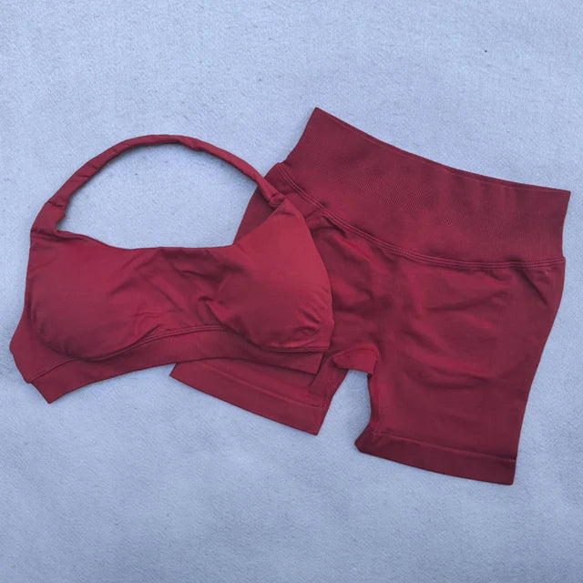 Seamless Yoga Set 2 PCS Sports Suit Female Workout Clothes Halter Sports Bra Scrunch Bum Gym Shorts Women Running Sportswear